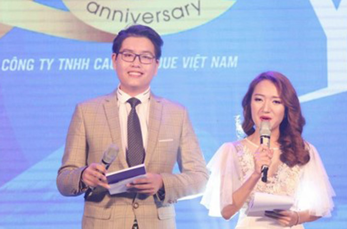 MC Song Ngữ